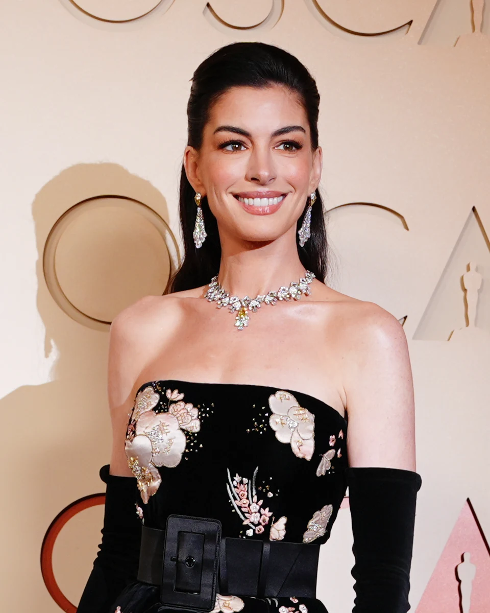 Anne Hathaway, 2026